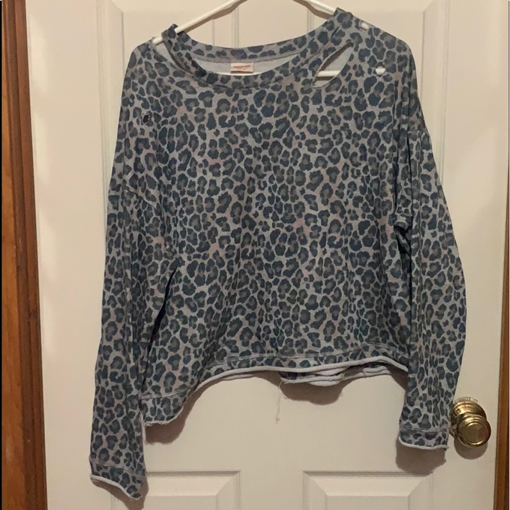 Leopard top - Picture 5 of 5